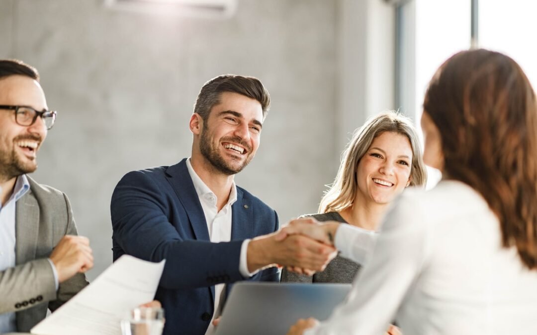 What Are the Key Differences Between the H-1B Visa and O-1 Visa Eligibility Criteria?